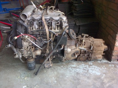 Iveco_28_TD_Engine_and_Gearbox_123763273.jpg
